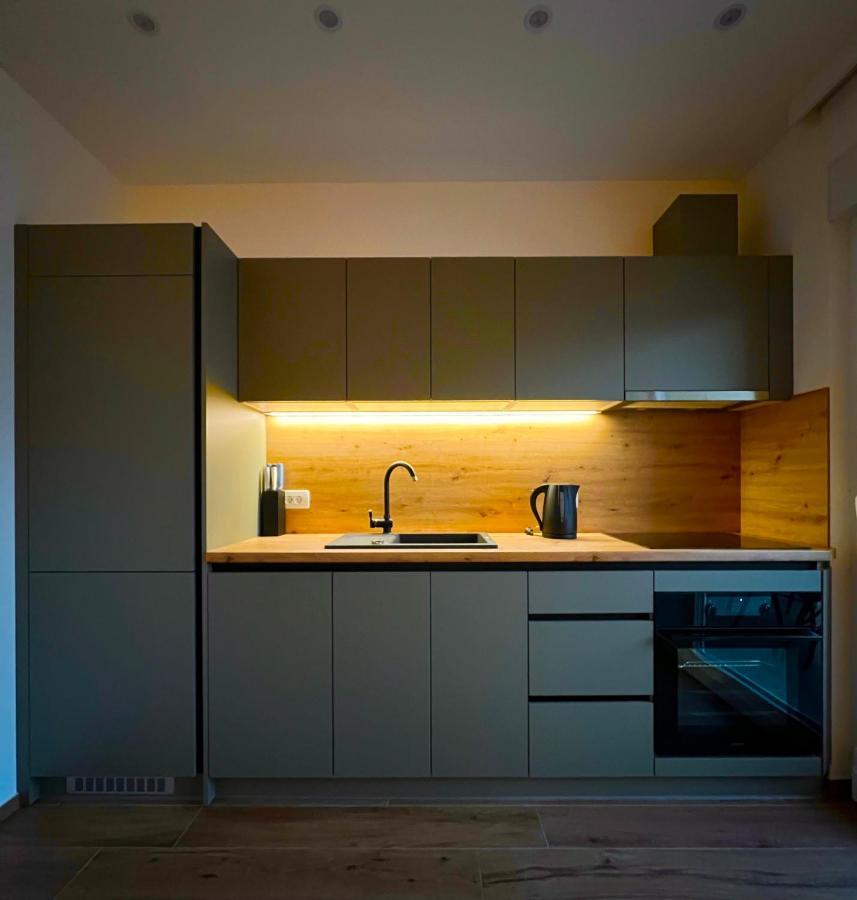 Vila Zrina - Apartmani Trogir Ngoại thất bức ảnh
