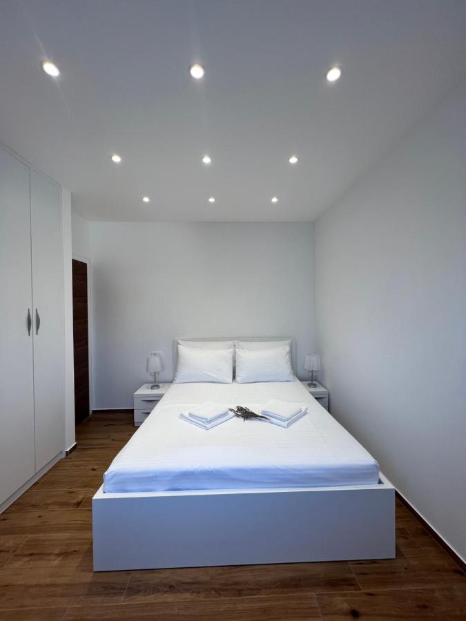 Vila Zrina - Apartmani Trogir Ngoại thất bức ảnh