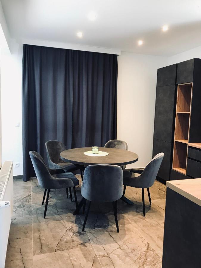 Vila Zrina - Apartmani Trogir Ngoại thất bức ảnh
