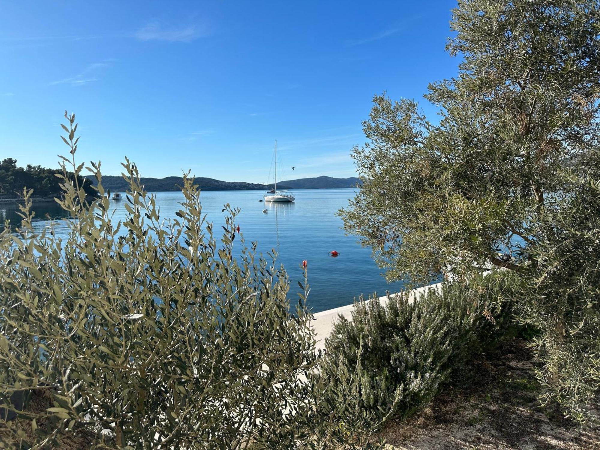 Vila Zrina - Apartmani Trogir Ngoại thất bức ảnh