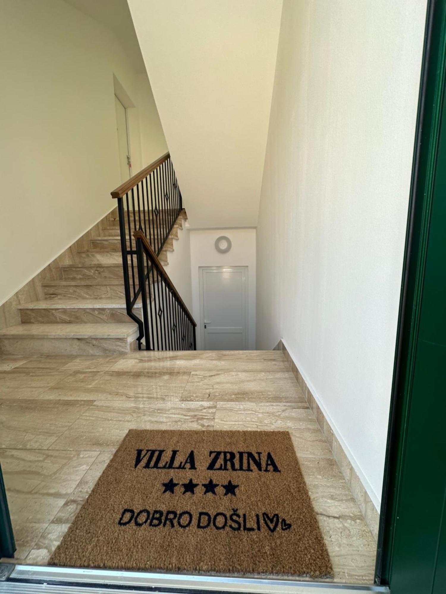 Vila Zrina - Apartmani Trogir Ngoại thất bức ảnh
