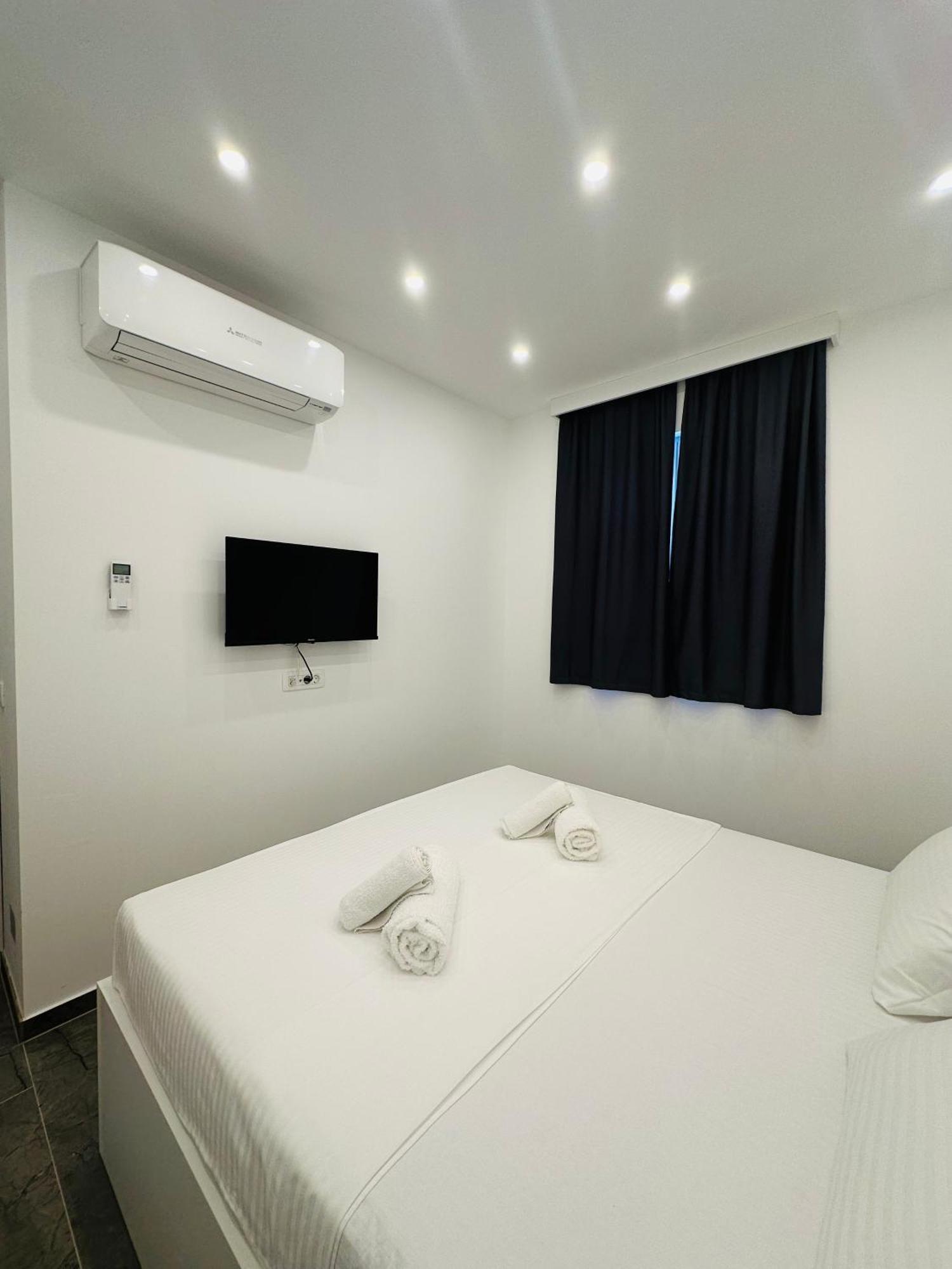Vila Zrina - Apartmani Trogir Ngoại thất bức ảnh