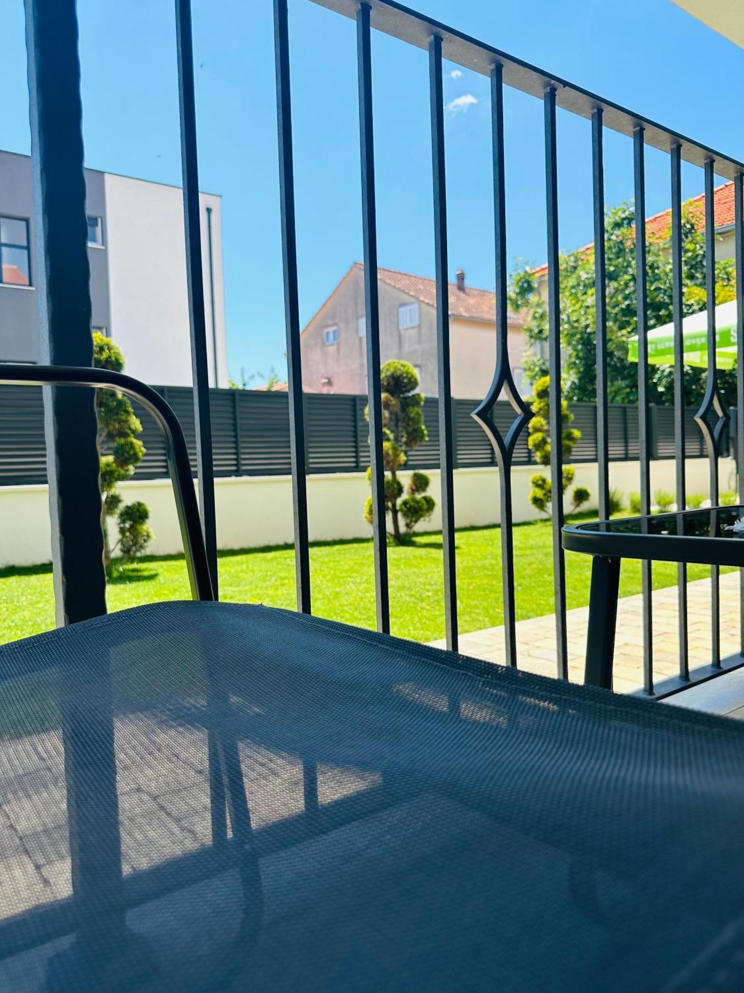 Vila Zrina - Apartmani Trogir Ngoại thất bức ảnh
